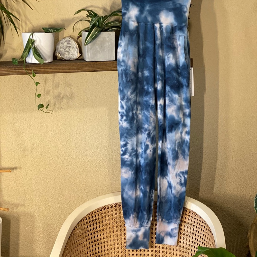 Young Broke & Fabulous high waist jogger NWT